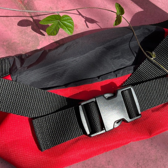 Patagonia Reworked Fanny Pack - Picture 4 of 5